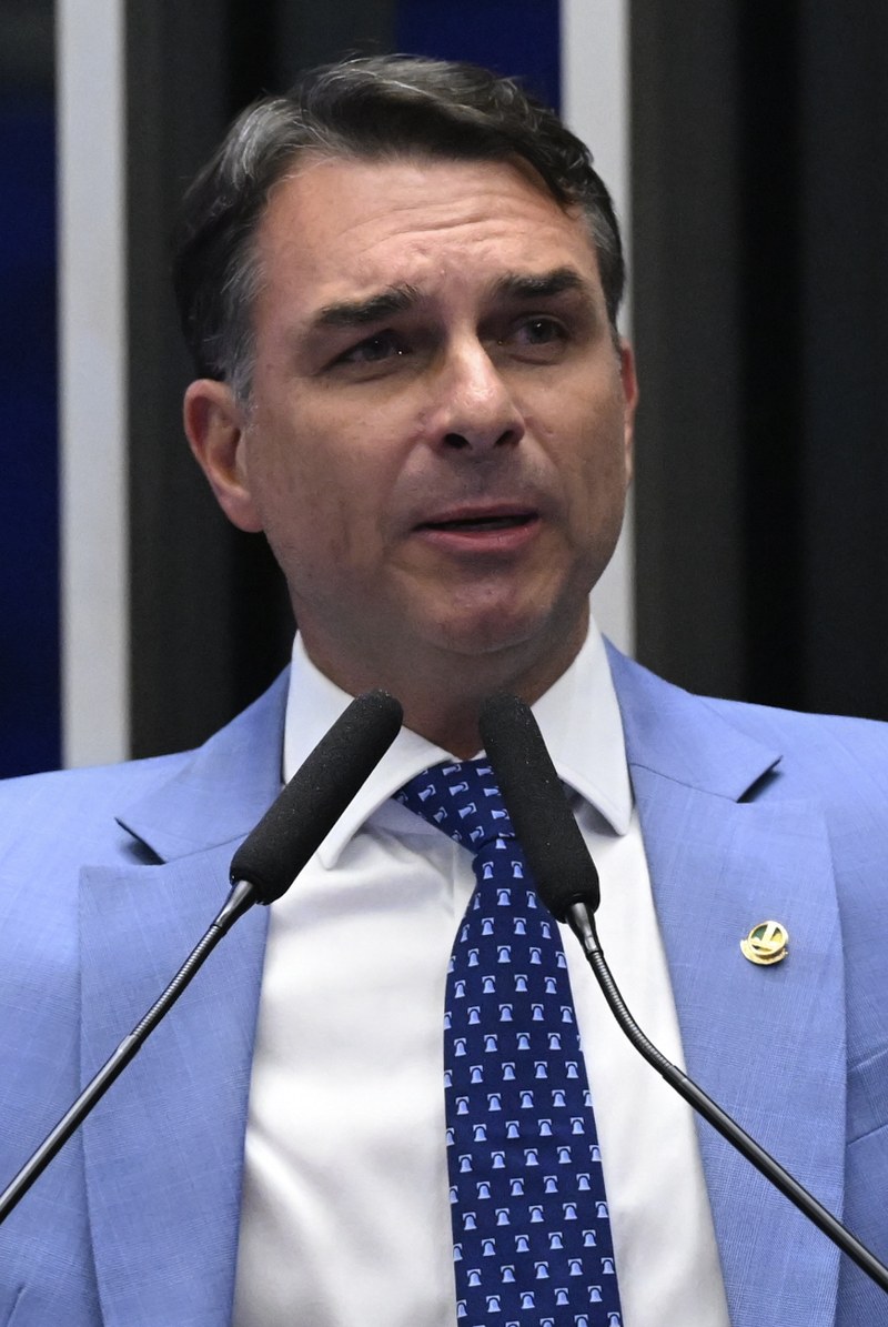 Flávio Bolsonaro speaking in the Senate in Brasília, September 2026