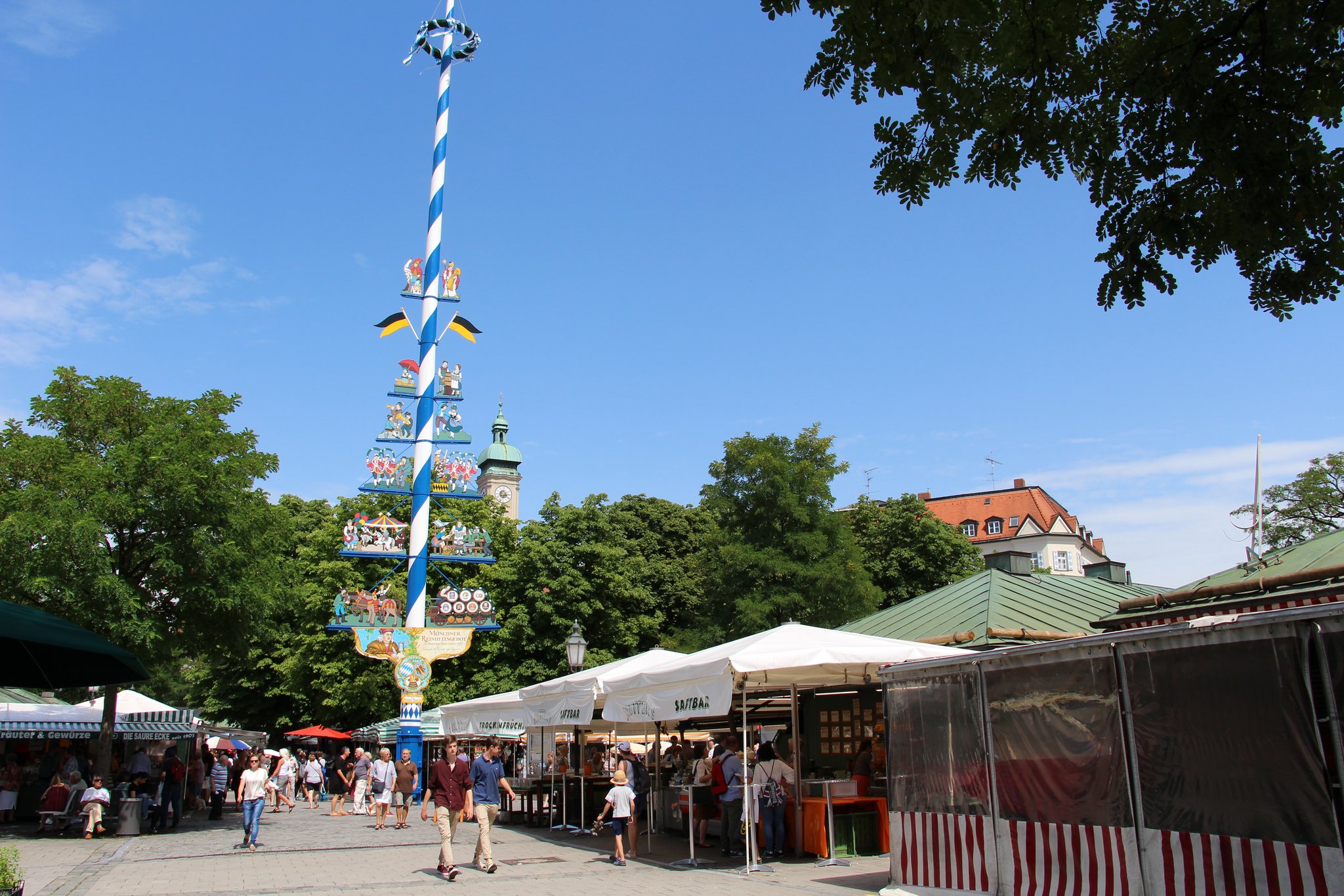 Stalls at the Viktualienmarkt food market in Munich